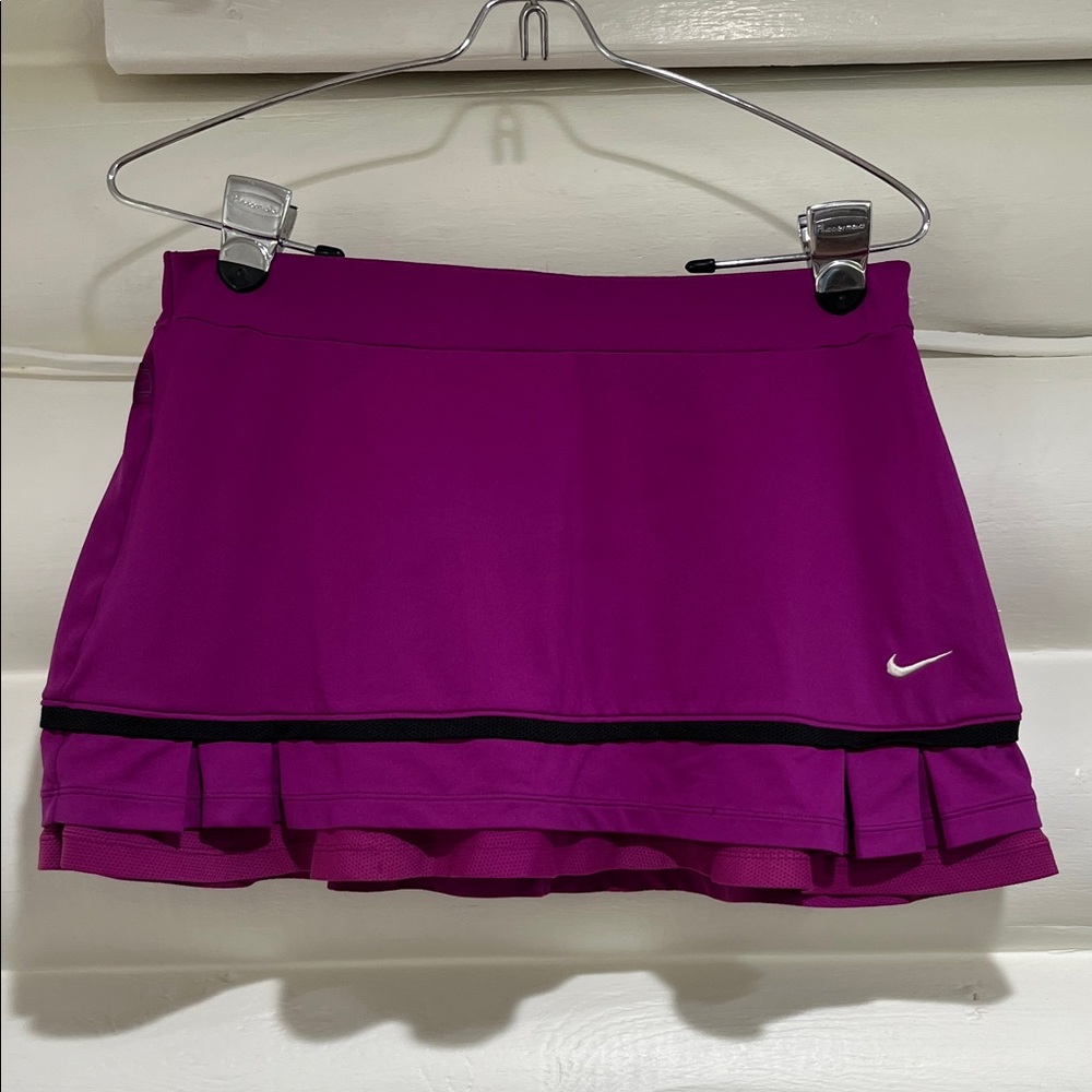 Nike Women's Fuchsia Athletic Pleated Tennis Skirt